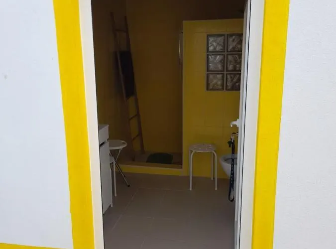 Eco-country-cottage *